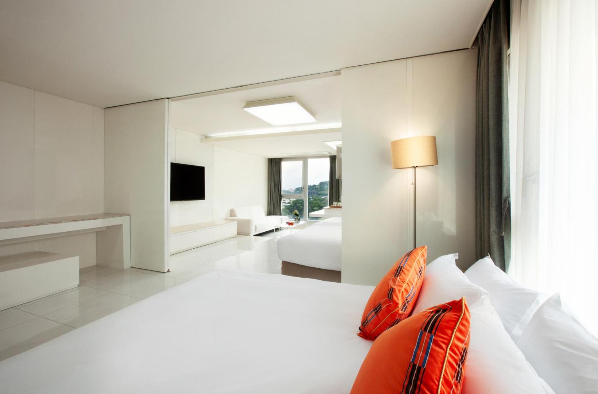 Shin Shin Hotel Jeju Ocean Seogwipo Esterno foto