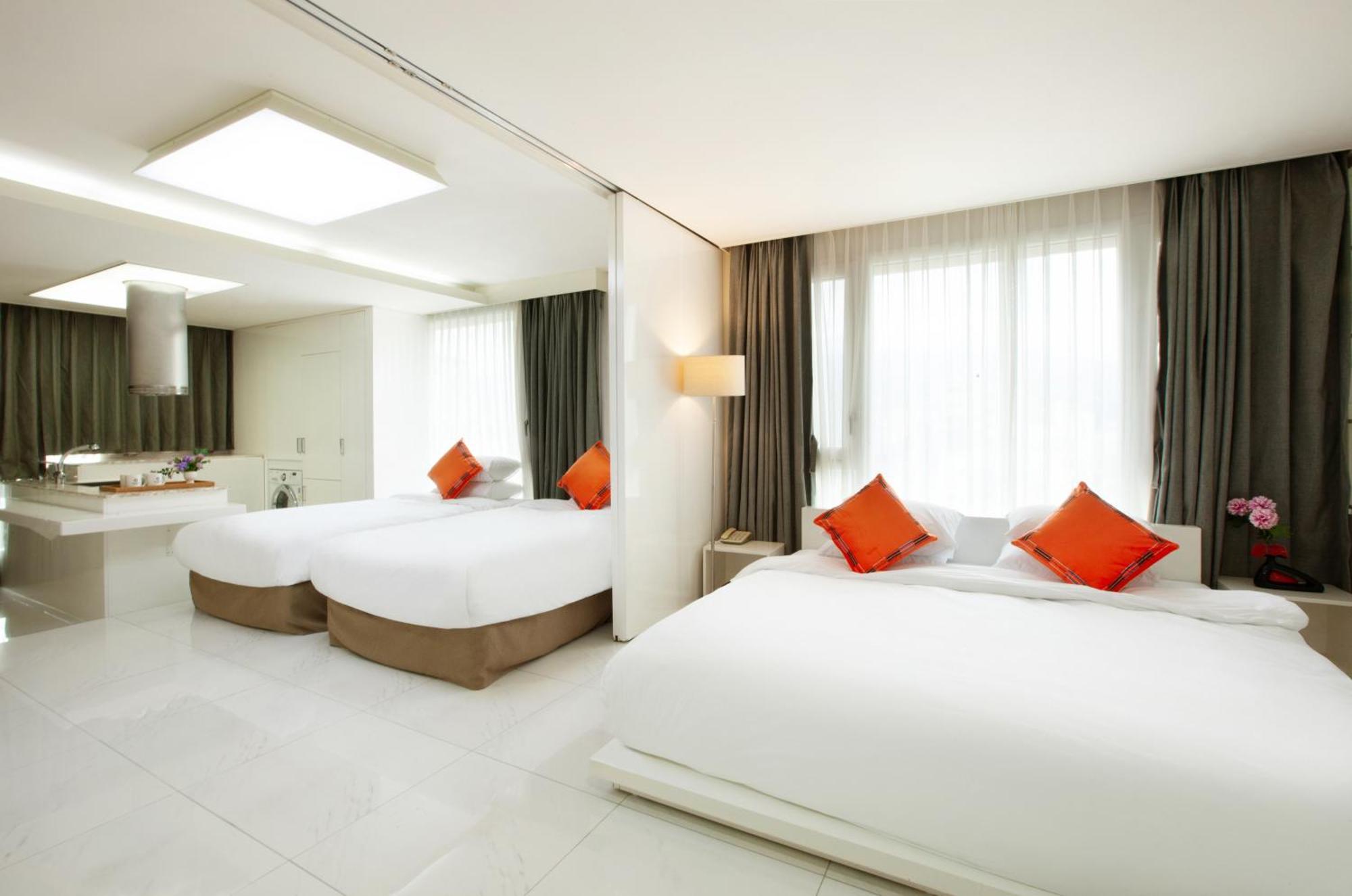 Shin Shin Hotel Jeju Ocean Seogwipo Esterno foto